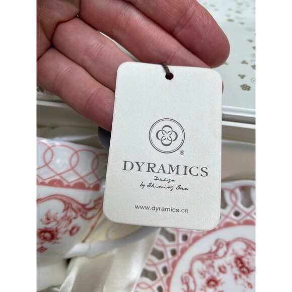 Veroni Dyramics design 4 pcs tea party set for 2 teacup and saucer white pink - Picture 9 of 9